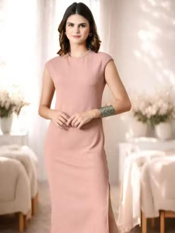 Women Stylish Sleeveless Bodycon Midi Dress with Side Slit