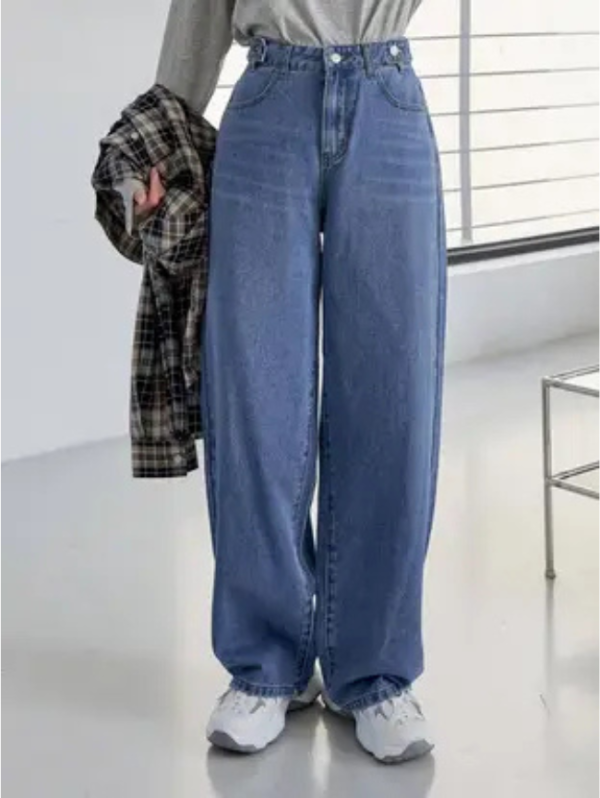 Women Regular Mid Rise Blue Jeans