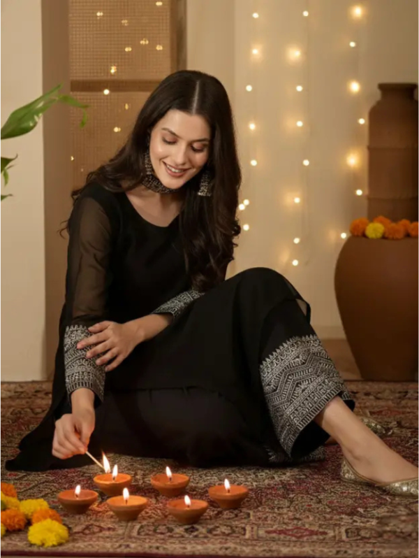 Women Georgette Kurta Palazzo Dupatta Set