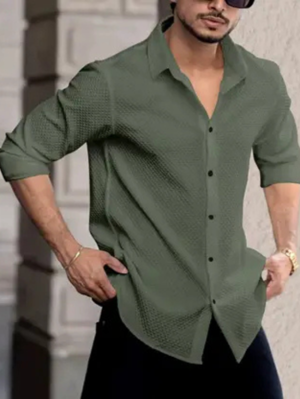 Men Regular Fit Self Design Spread Collar Casual Shirt