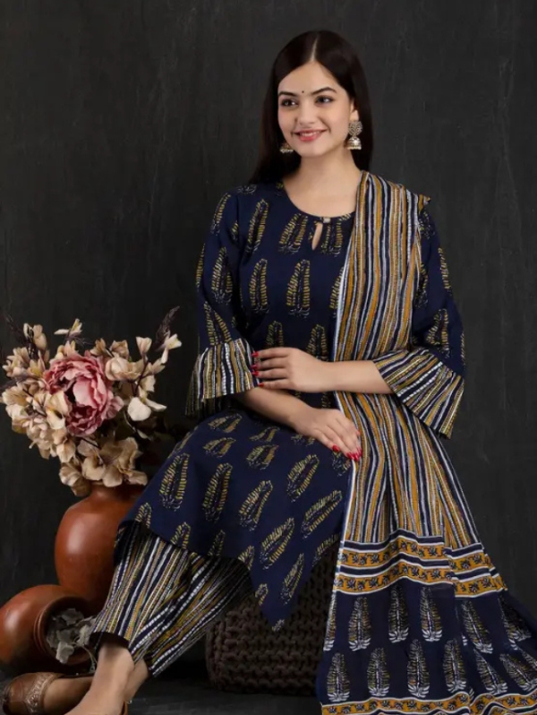 Women Pure Cotton Kurta Pant Dupatta Set
